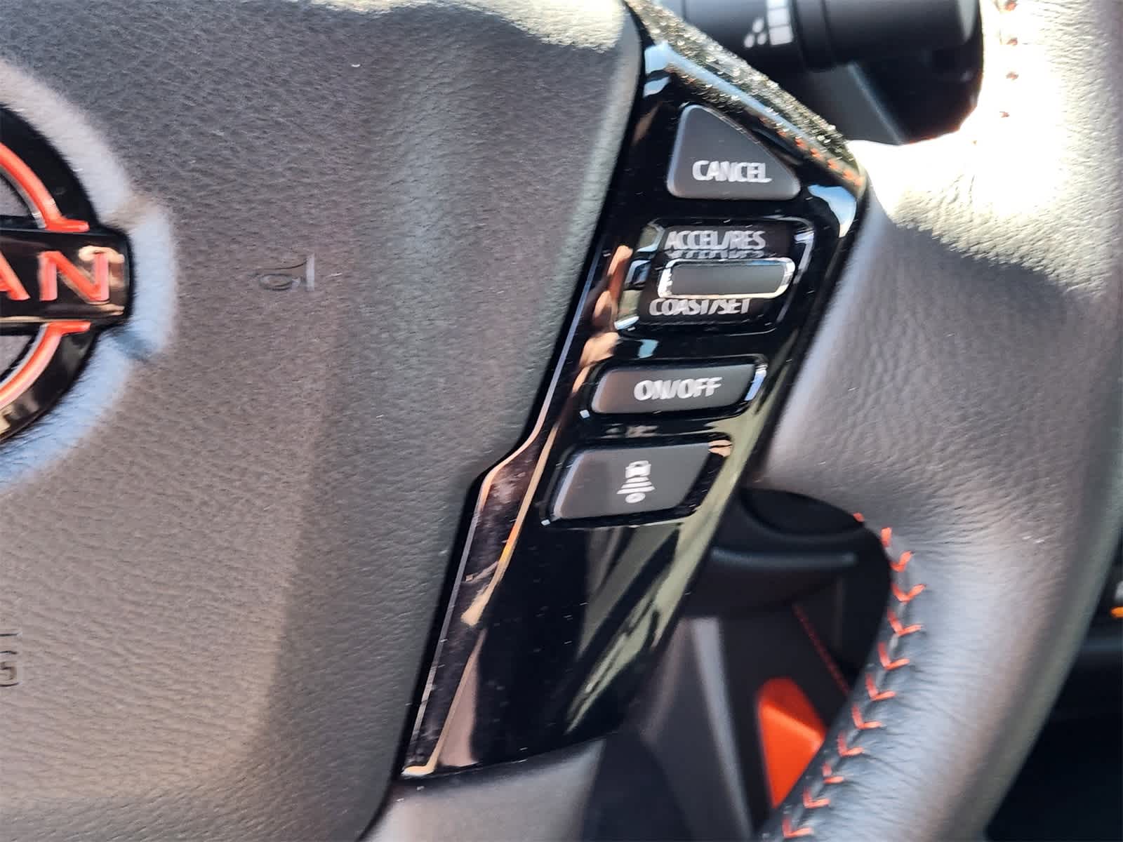 Thumbnail: 2025 Nissan Frontier - 17