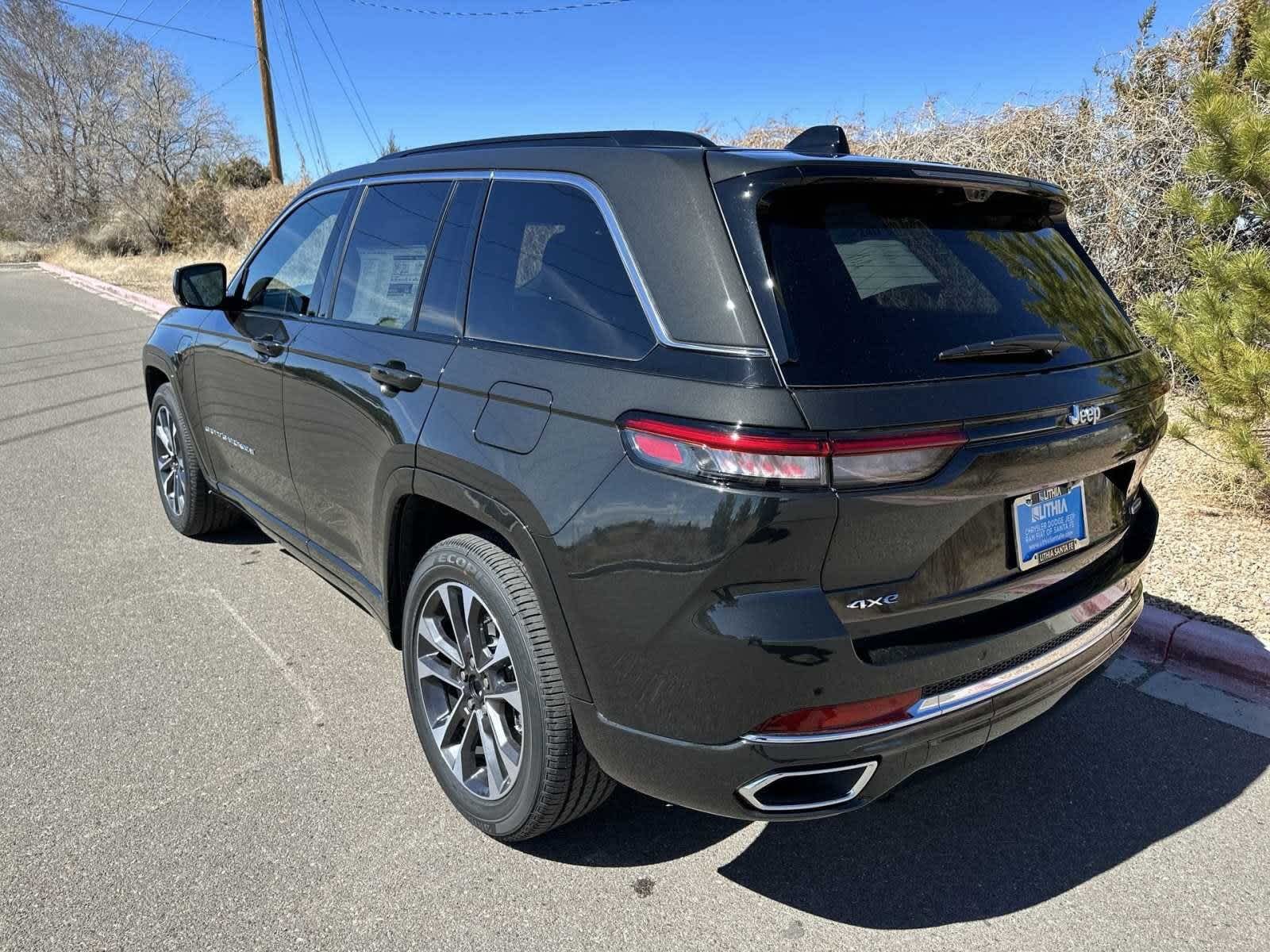 Thumbnail: 2024 Jeep Grand Cherokee - 14