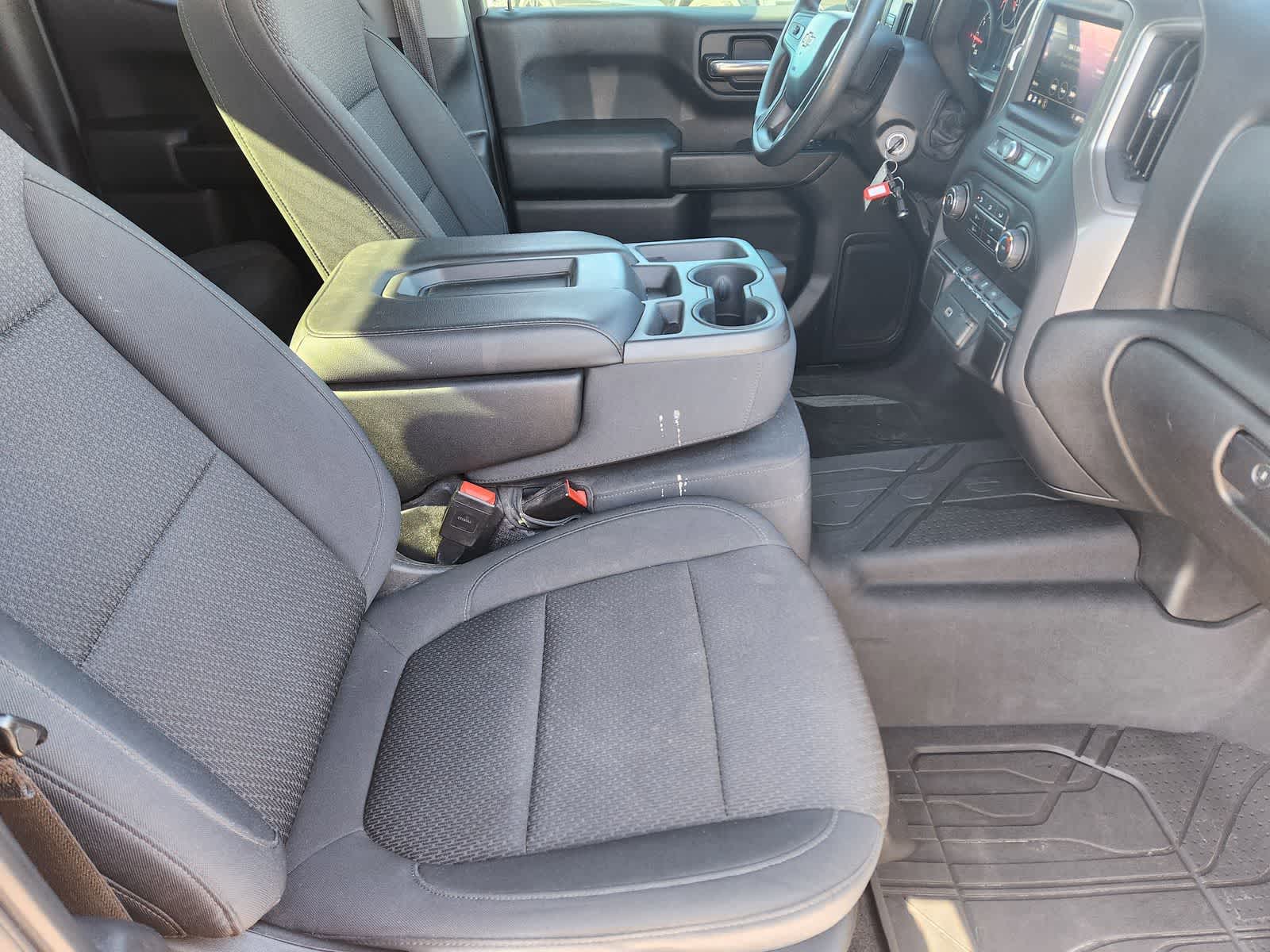 Thumbnail: 2020 Chevrolet Silverado 1500 - 30