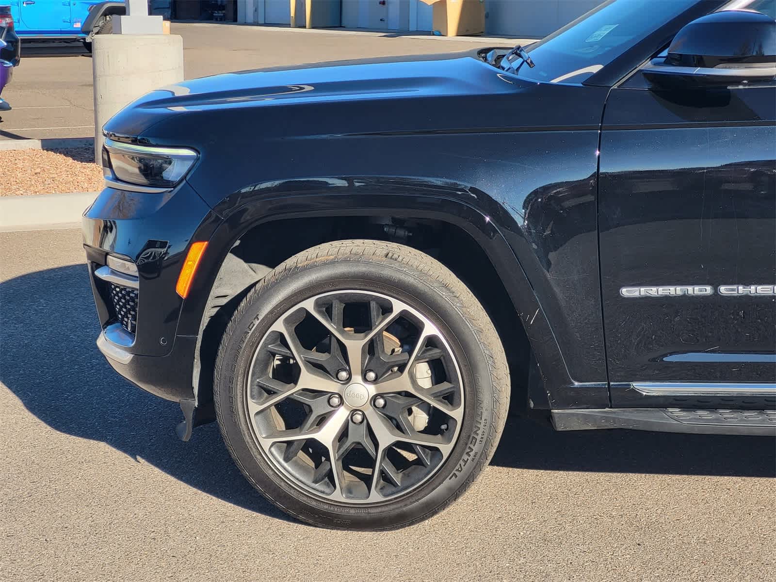 Thumbnail: 2023 Jeep Grand Cherokee - 9