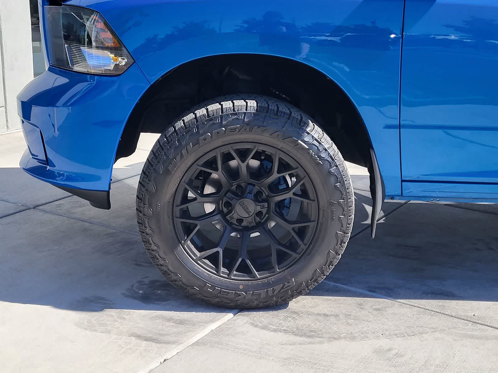 Thumbnail: 2019 RAM 1500 Classic - 8