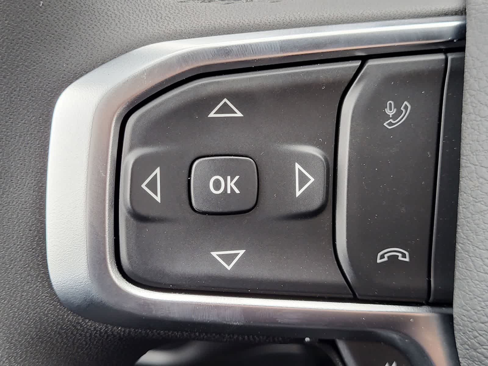 Thumbnail: 2026 RAM 1500 - 15