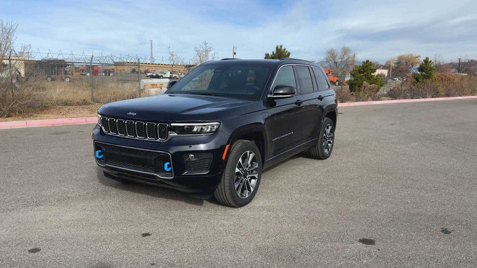 Thumbnail: 2024 Jeep Grand Cherokee - 6