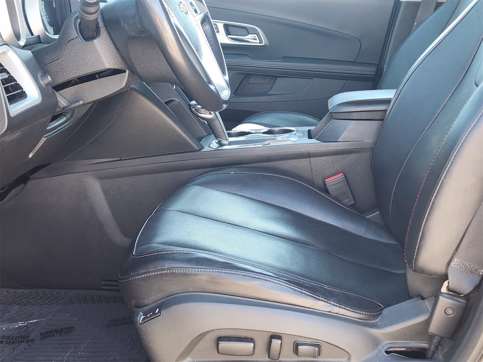 Thumbnail: 2012 Chevrolet Equinox - 14