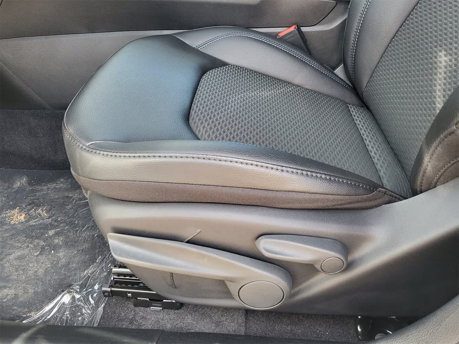 Thumbnail: 2026 Jeep Compass - 17