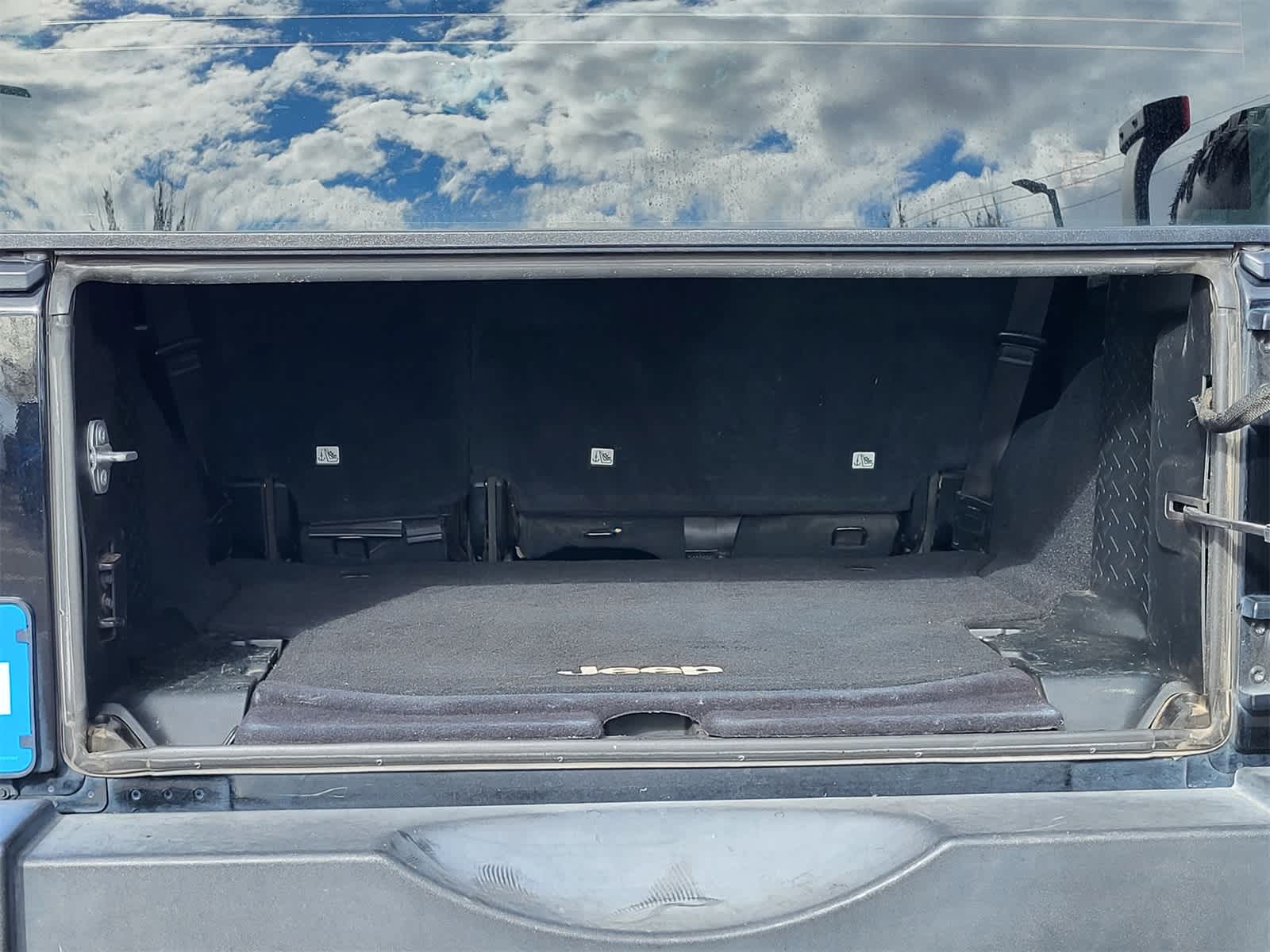 Thumbnail: 2016 Jeep Wrangler - 30