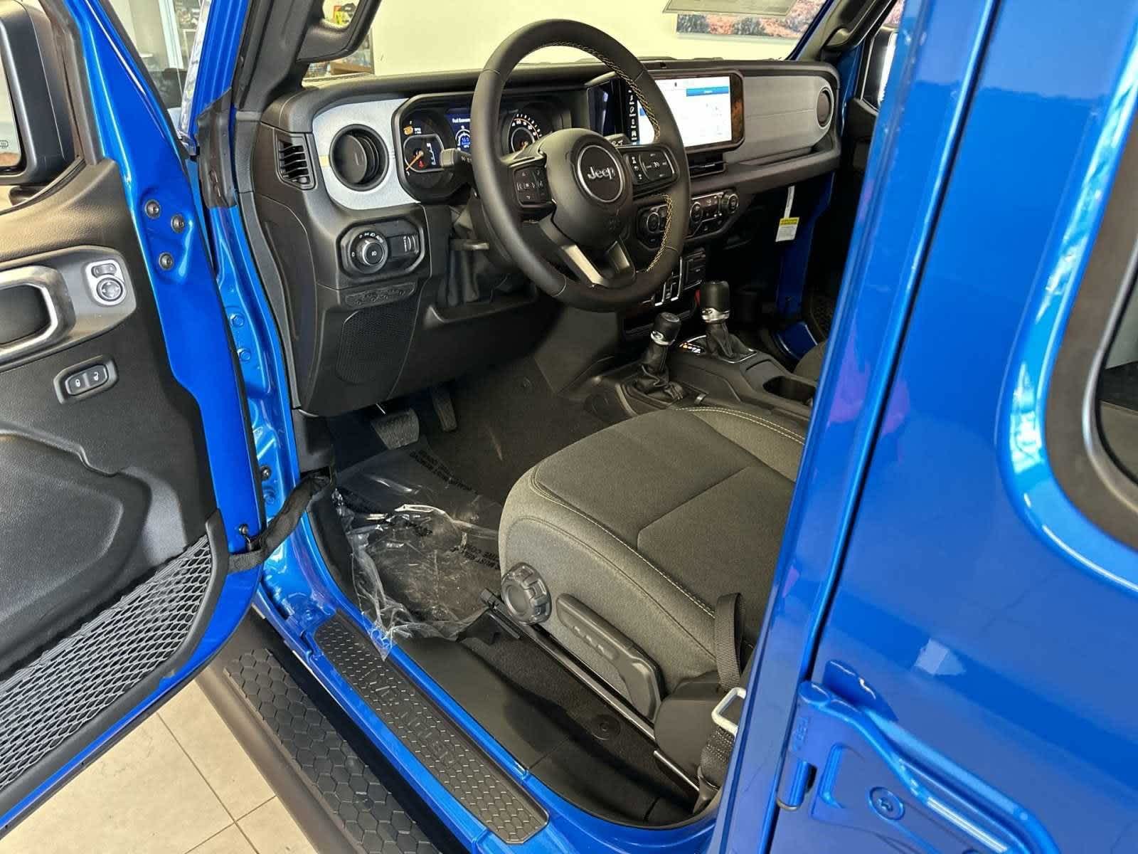 Thumbnail: 2024 Jeep Wrangler - 13