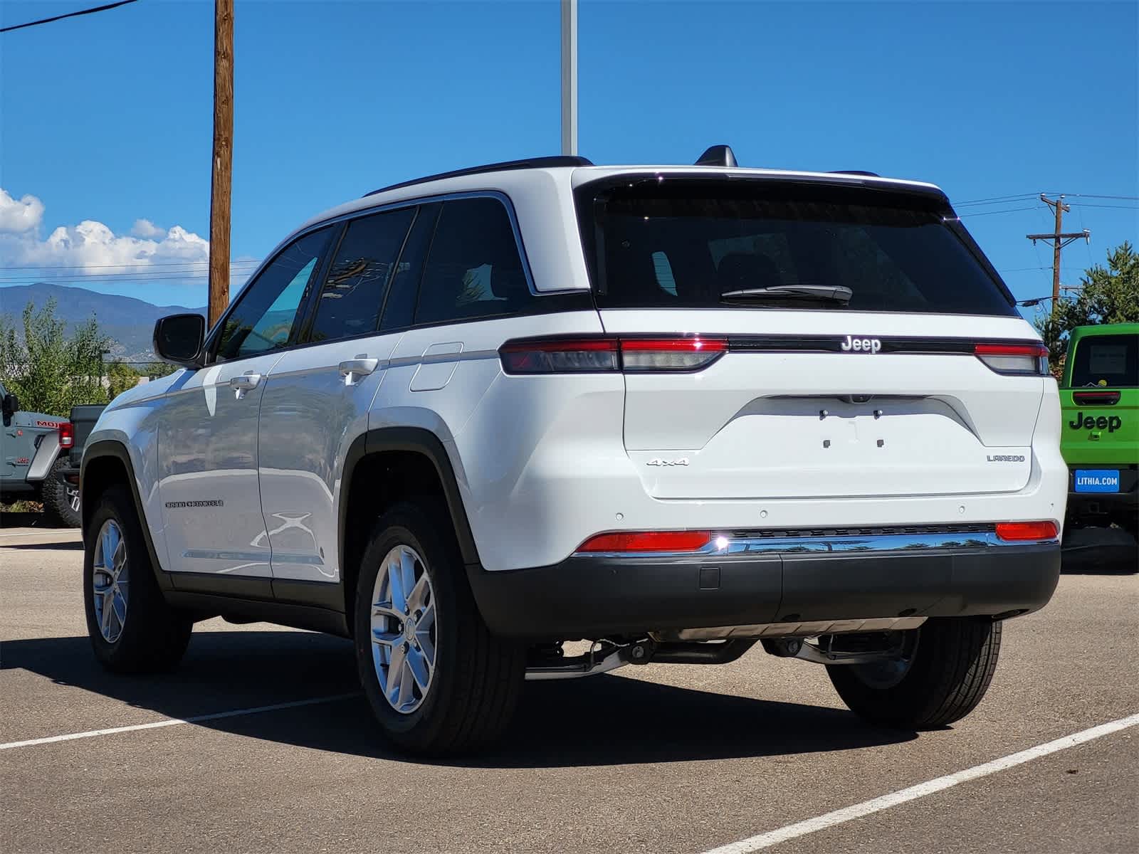 Thumbnail: 2025 Jeep Grand Cherokee - 4