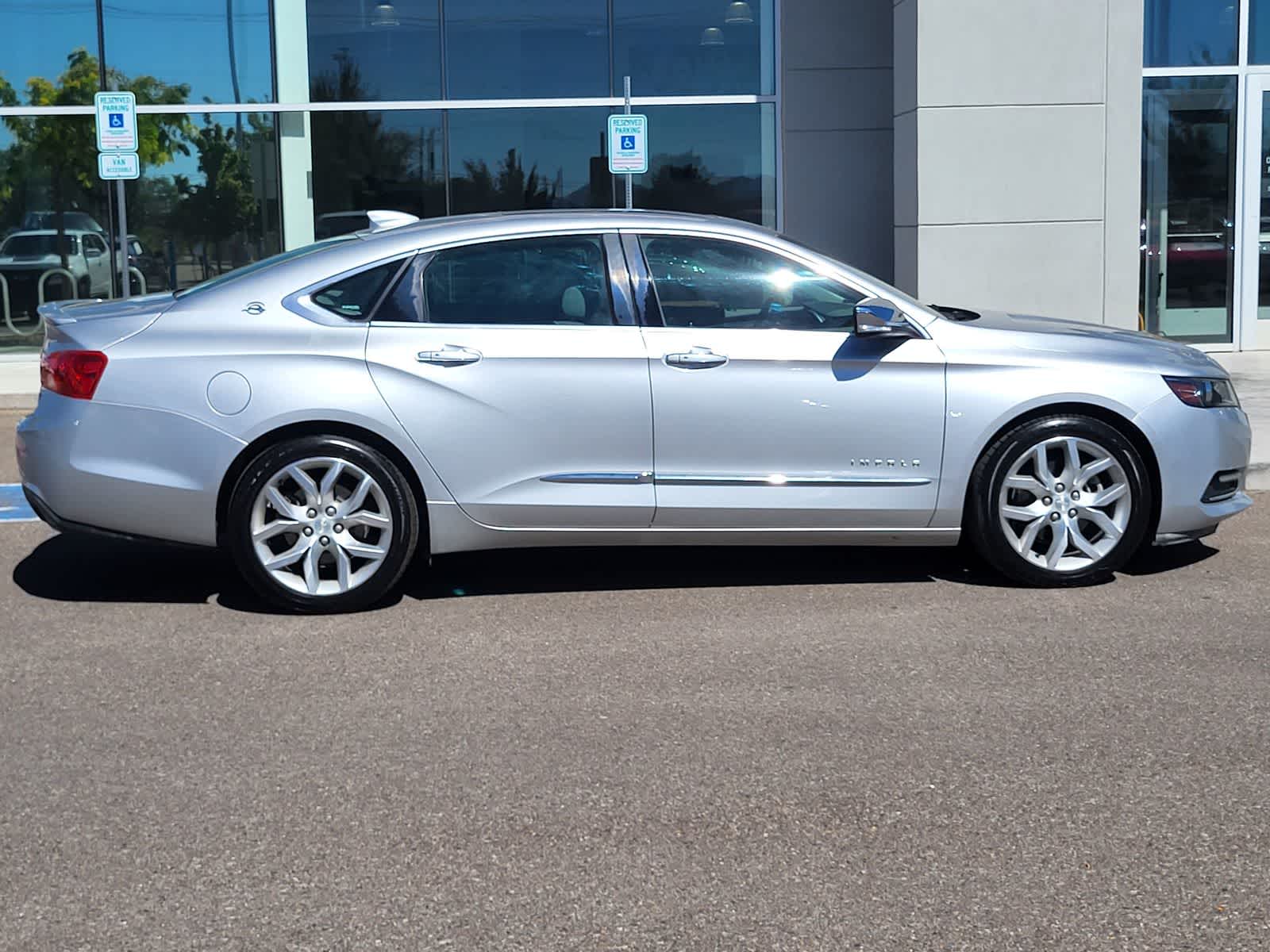 Thumbnail: 2015 Chevrolet Impala - 4