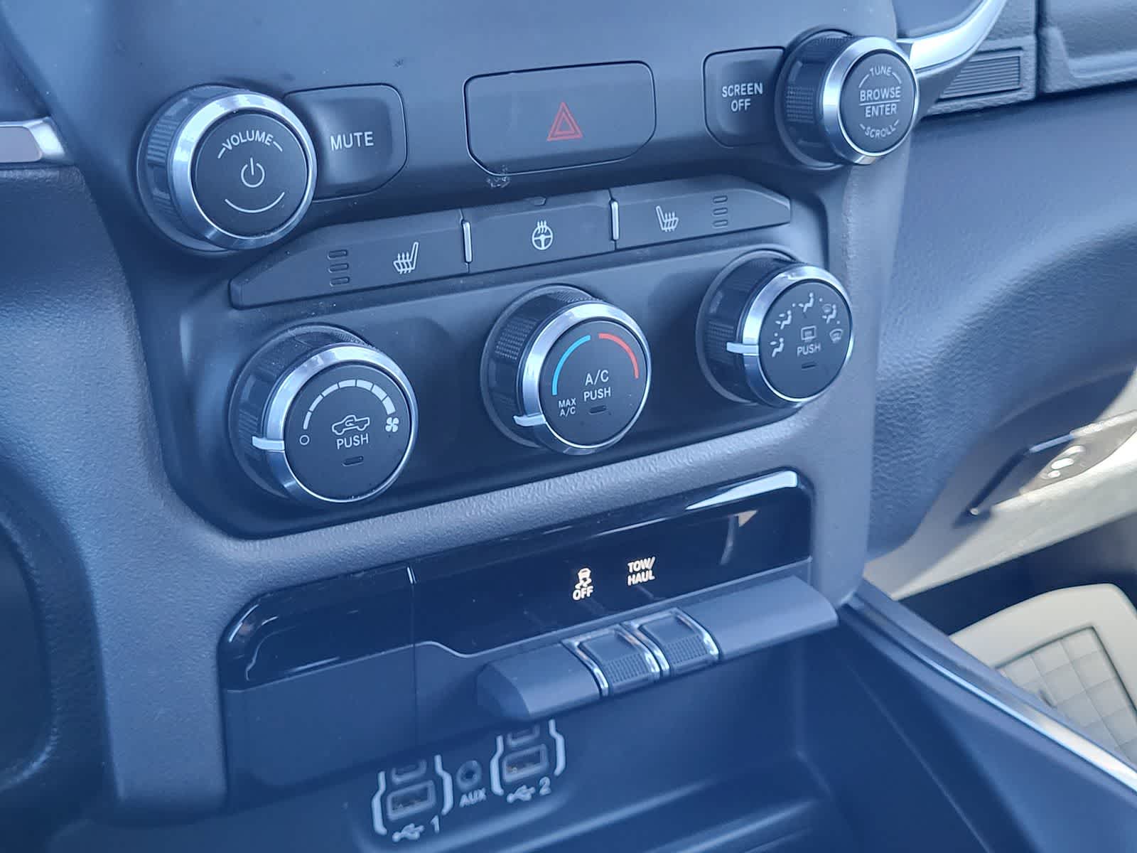 Thumbnail: 2024 RAM 1500 - 20