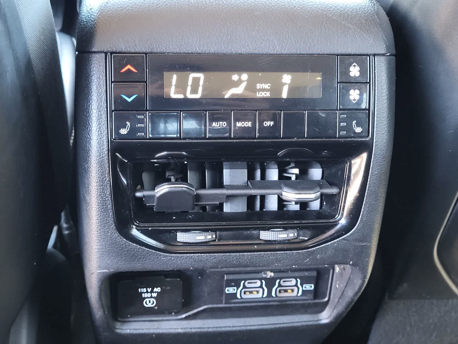 Thumbnail: 2021 Jeep Grand Cherokee L - 31