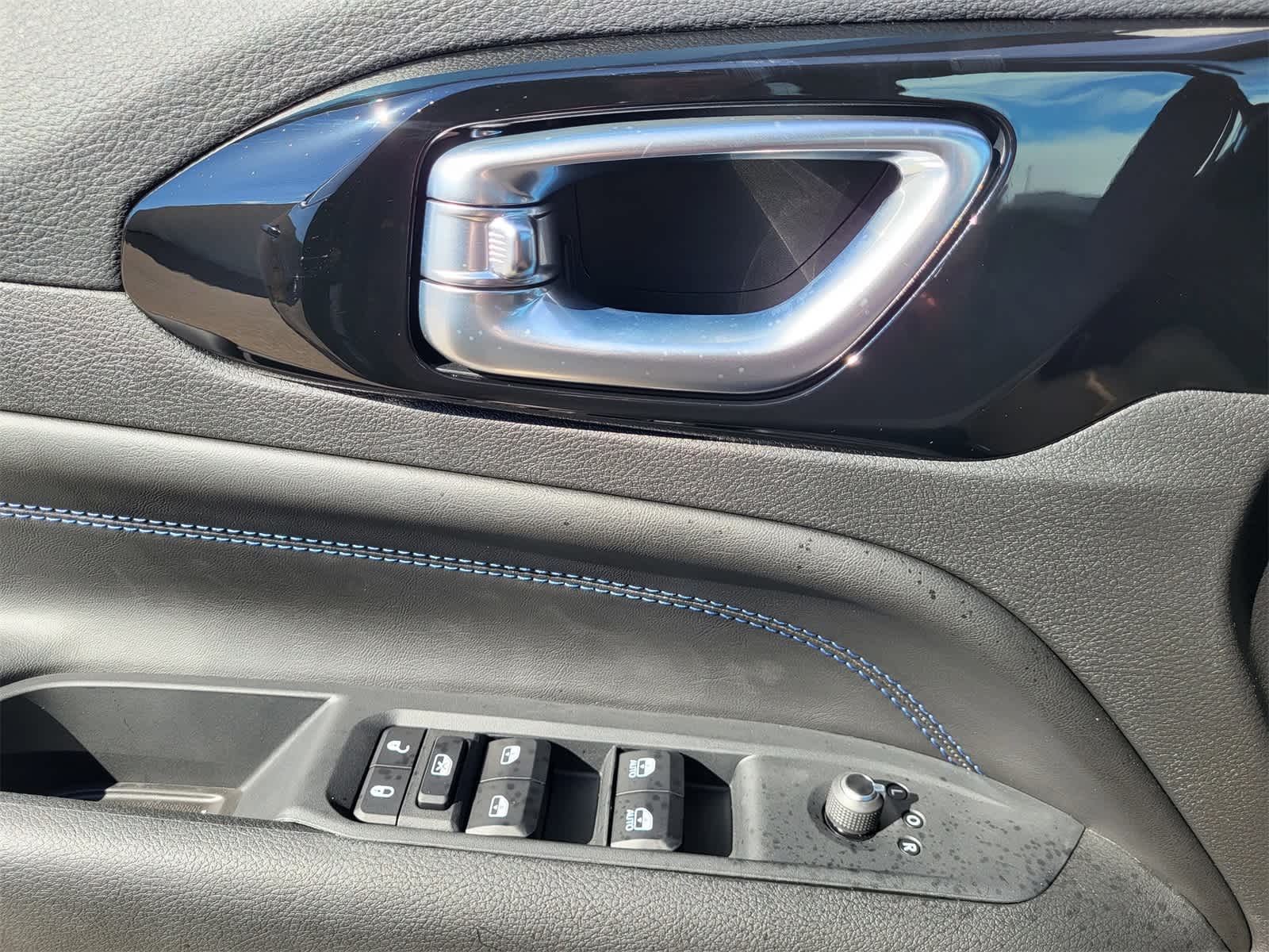 Thumbnail: 2026 Jeep Compass - 16