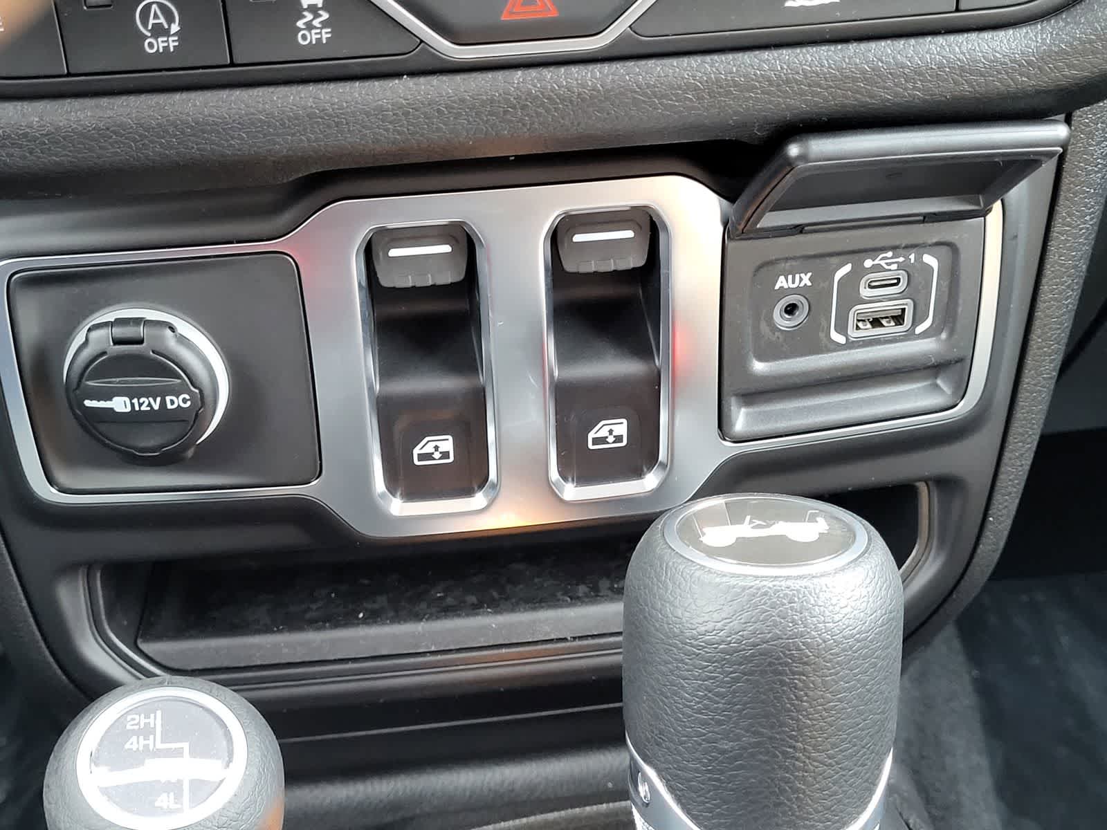 Thumbnail: 2026 Jeep Wrangler - 17
