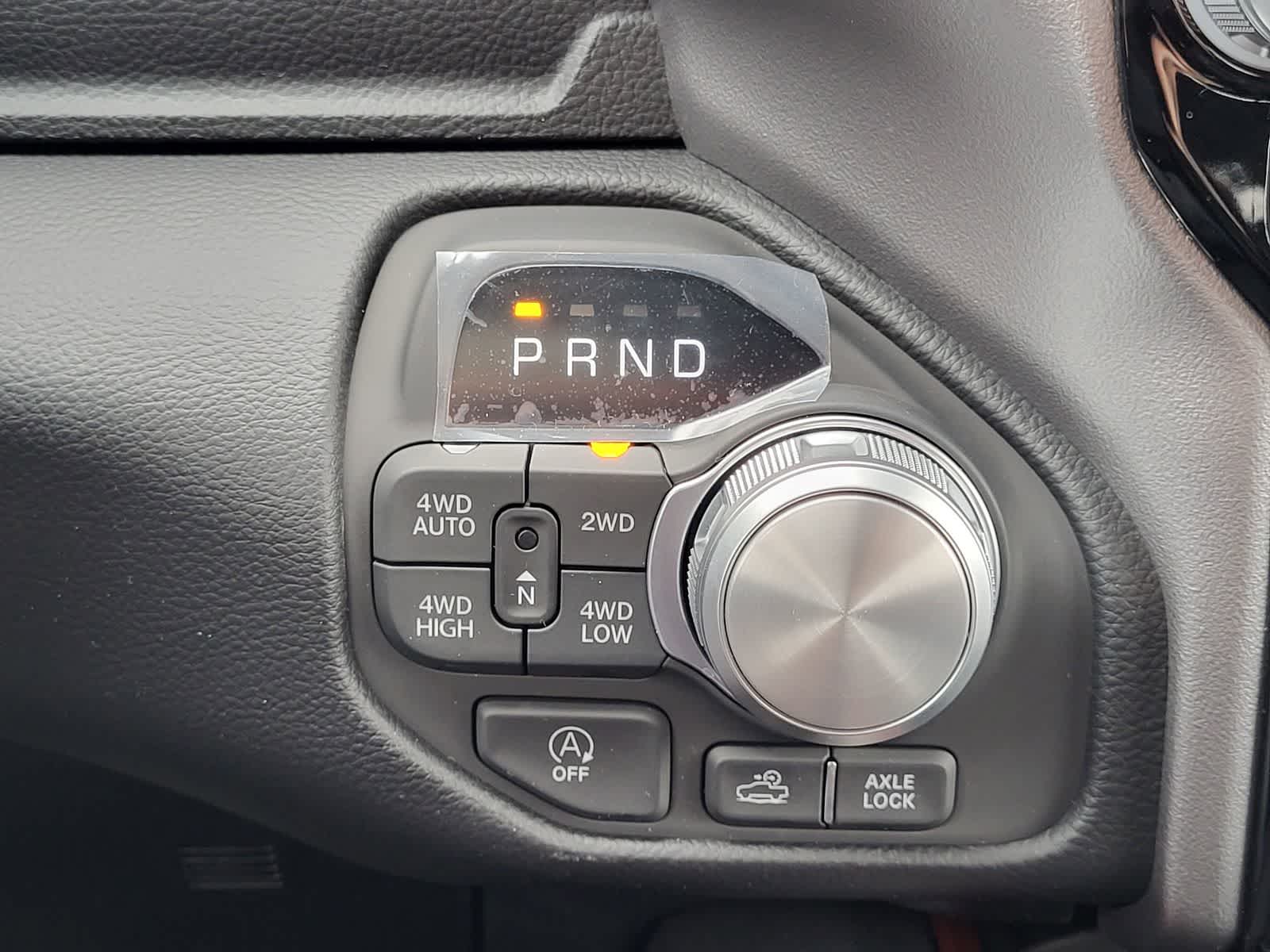 Thumbnail: 2026 RAM 1500 - 18