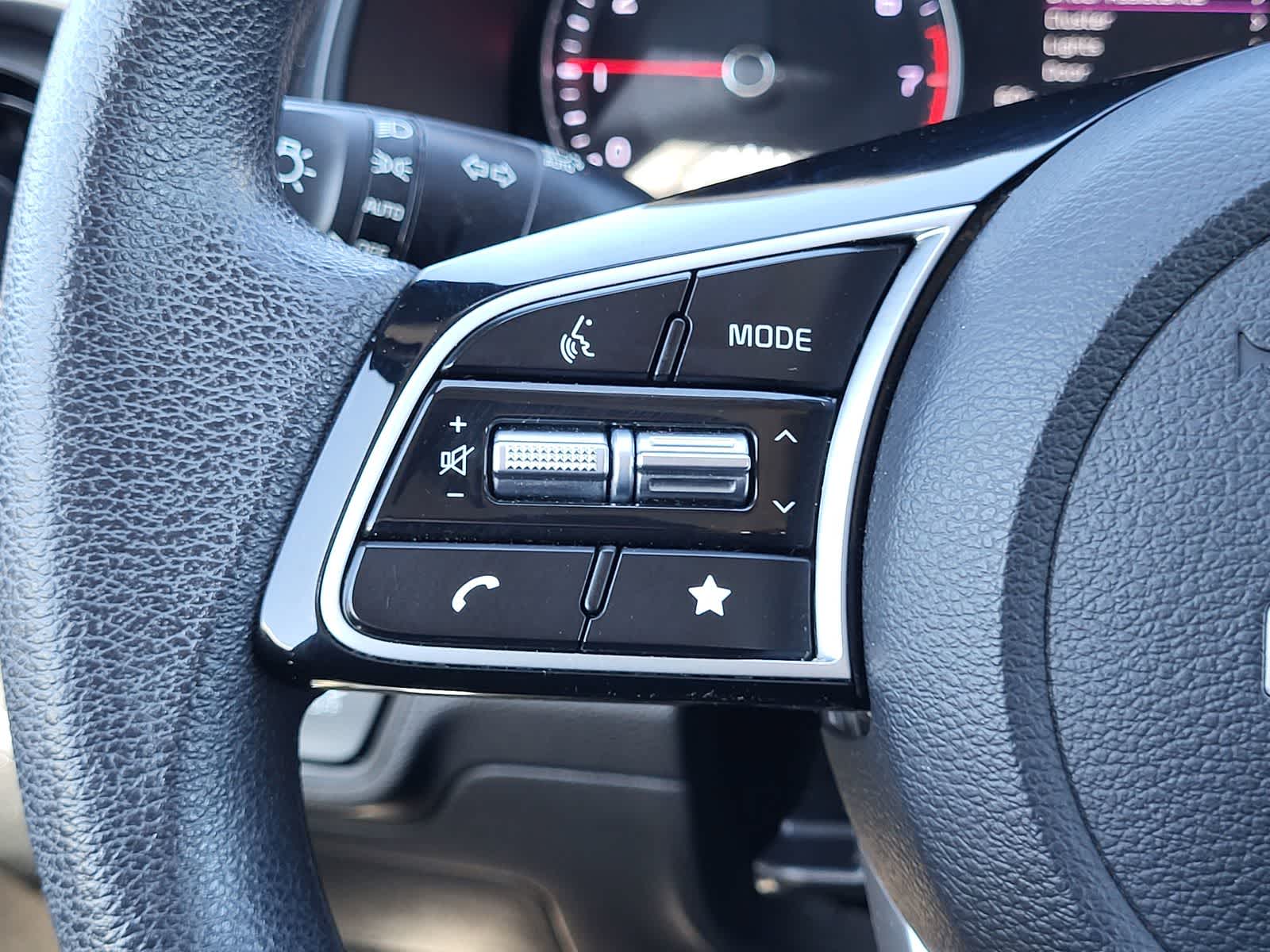 Thumbnail: 2024 Kia Forte - 16