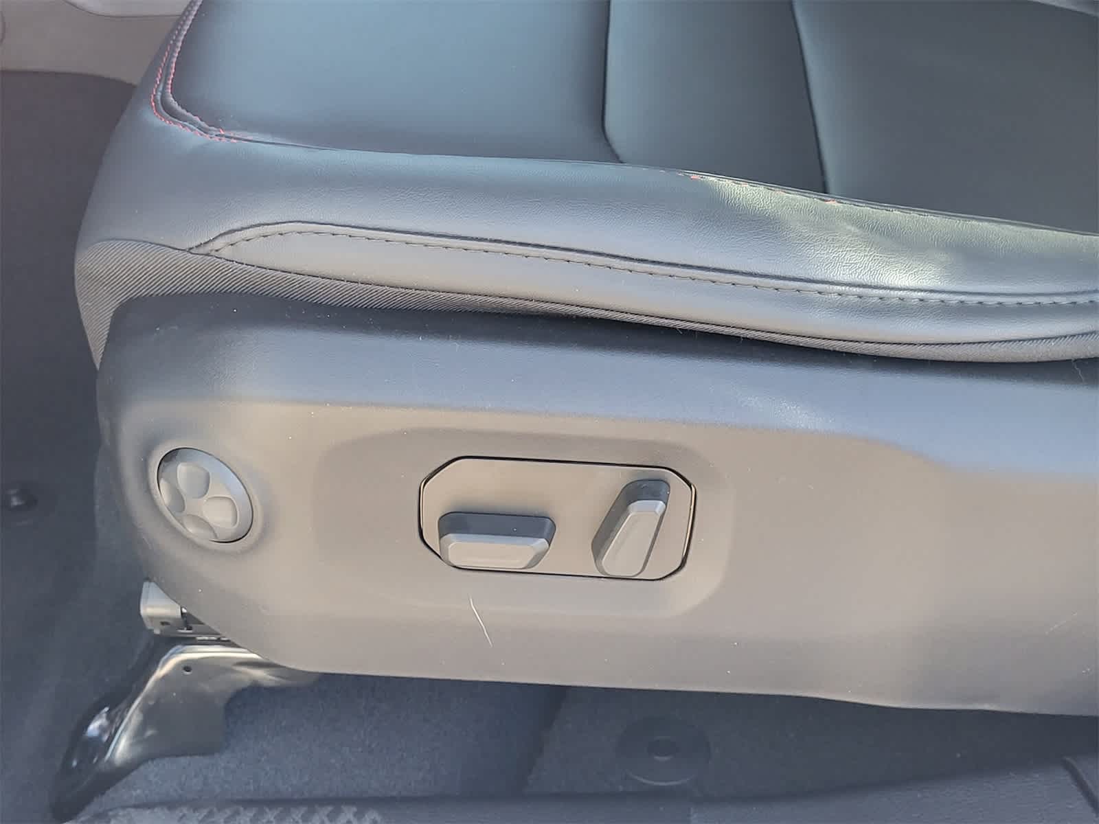 Thumbnail: 2026 Jeep Wrangler - 11