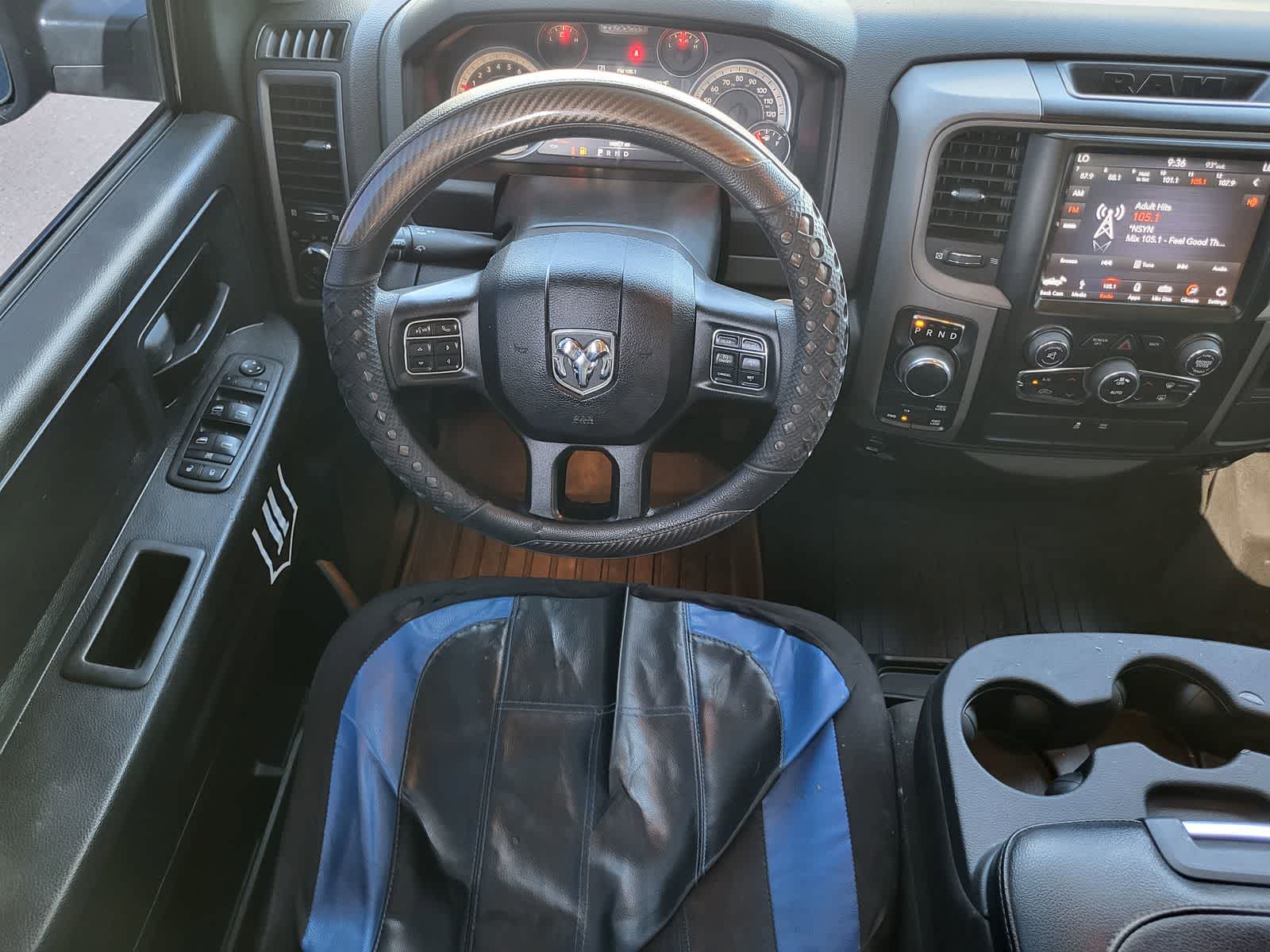 Thumbnail: 2019 RAM 1500 Classic - 21