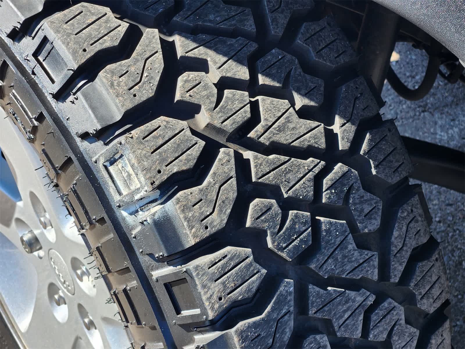 Thumbnail: 2017 Jeep Wrangler - 3