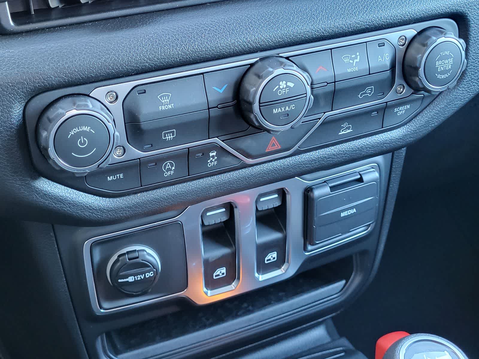 Thumbnail: 2026 Jeep Wrangler - 11