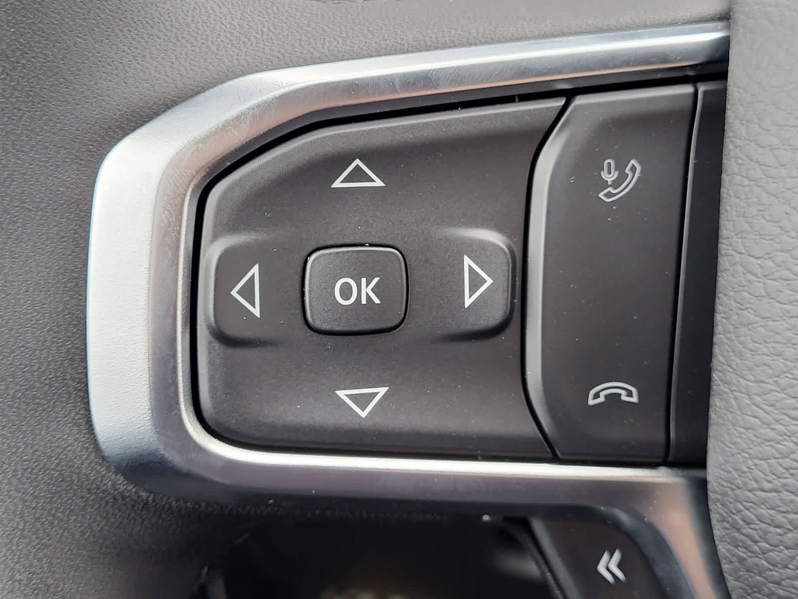 Thumbnail: 2026 RAM 1500 - 15