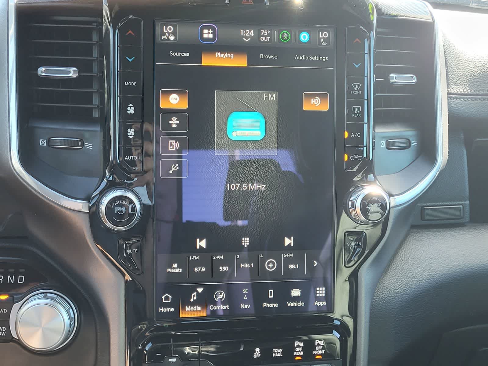 Thumbnail: 2022 RAM 1500 - 21