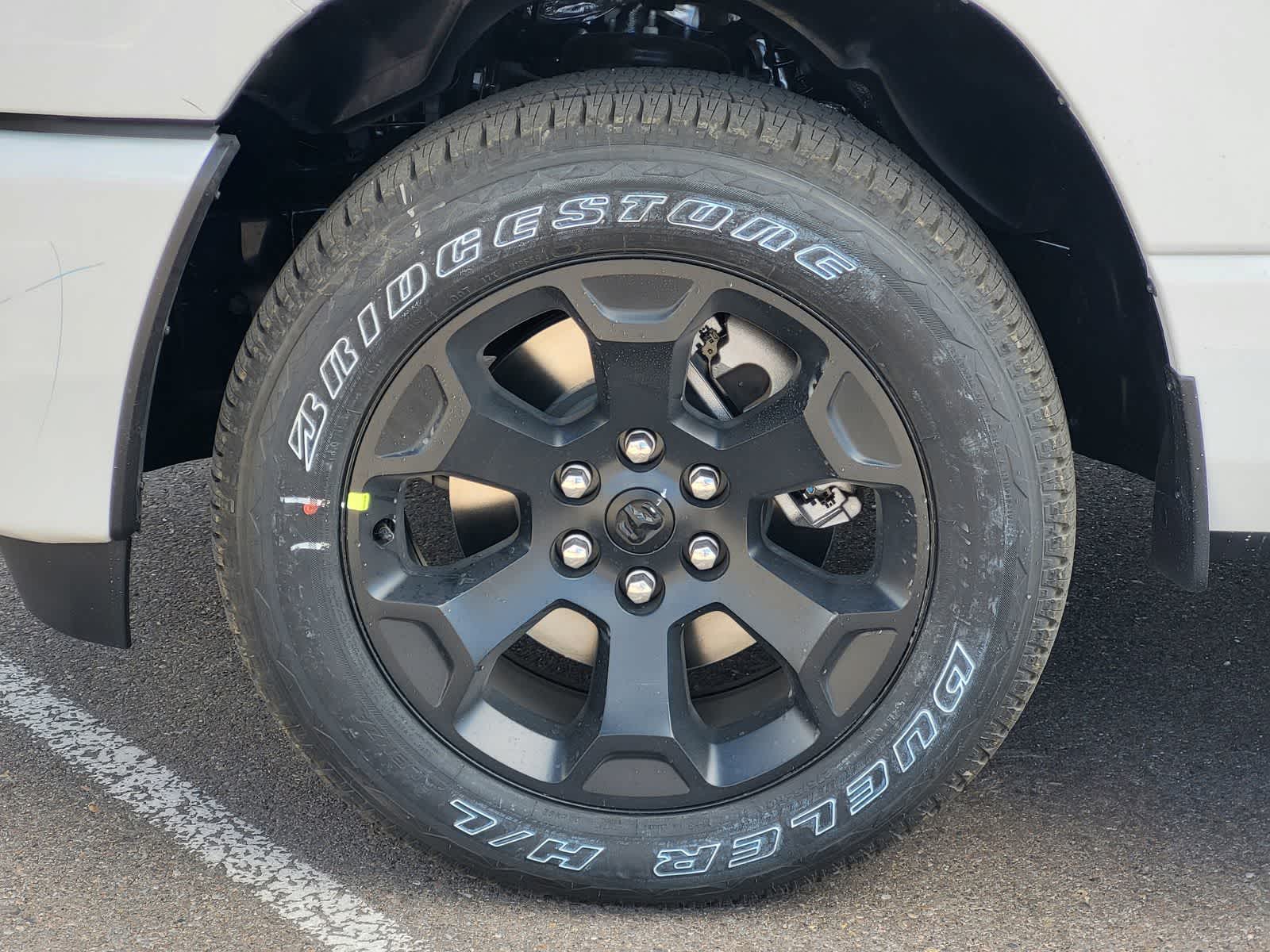 Thumbnail: 2026 RAM 1500 - 7