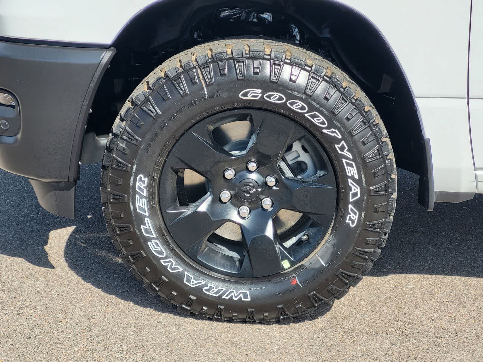 Thumbnail: 2026 RAM 1500 - 8