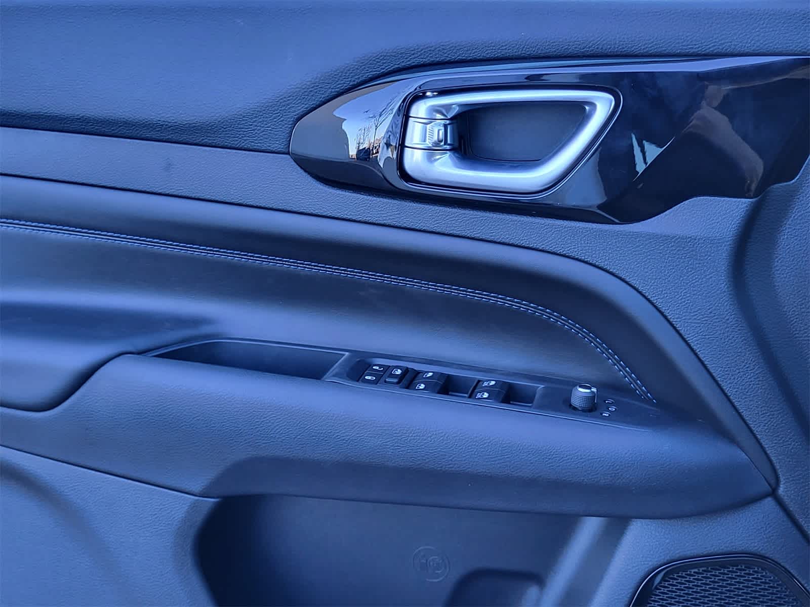 Thumbnail: 2026 Jeep Compass - 16