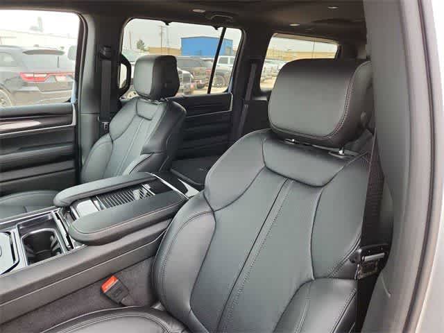 Thumbnail: 2024 Jeep Wagoneer - 11