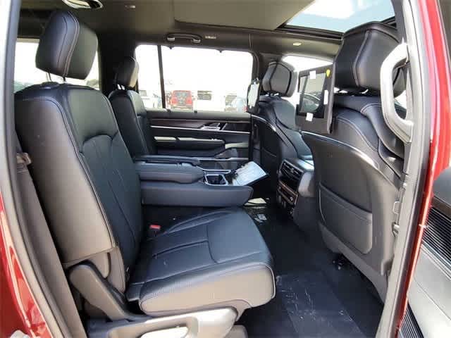 Thumbnail: 2024 Jeep Grand Wagoneer L - 13