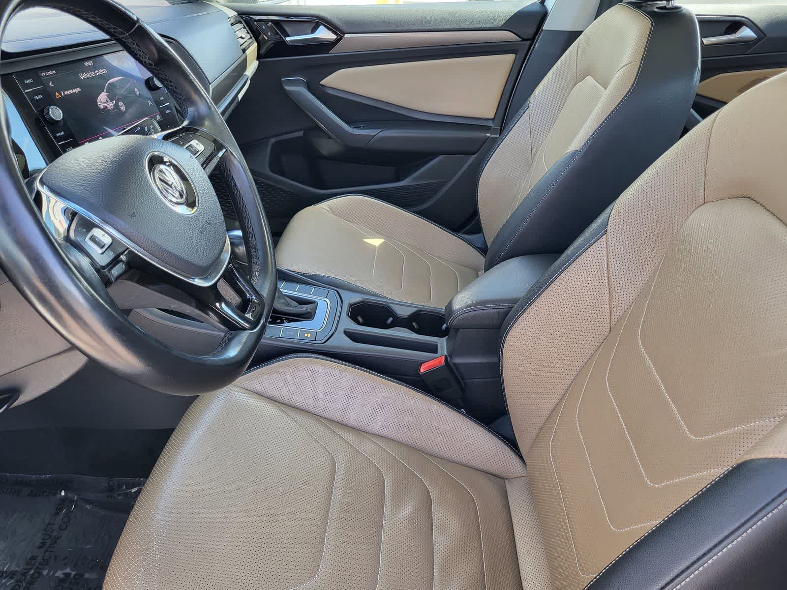 Thumbnail: 2019 Volkswagen Jetta - 27