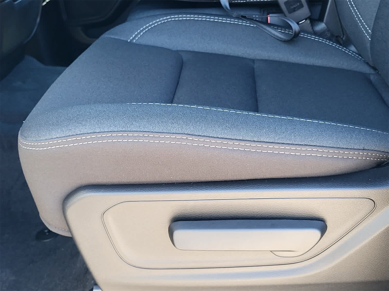 Thumbnail: 2026 RAM 1500 - 18