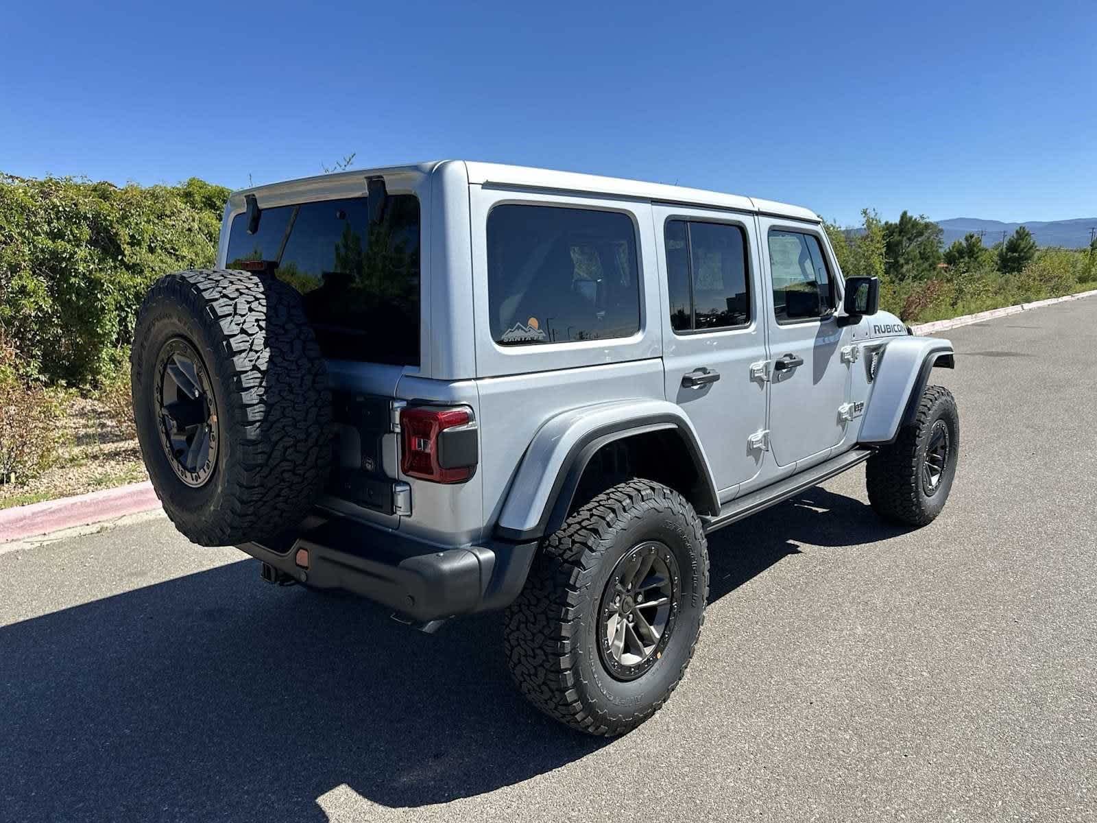 Thumbnail: 2024 Jeep Wrangler - 38