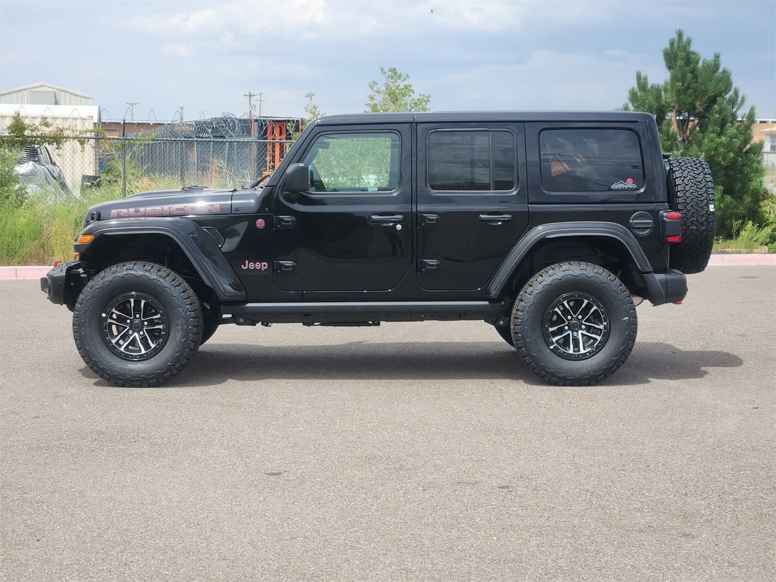 Thumbnail: 2025 Jeep Wrangler - 4