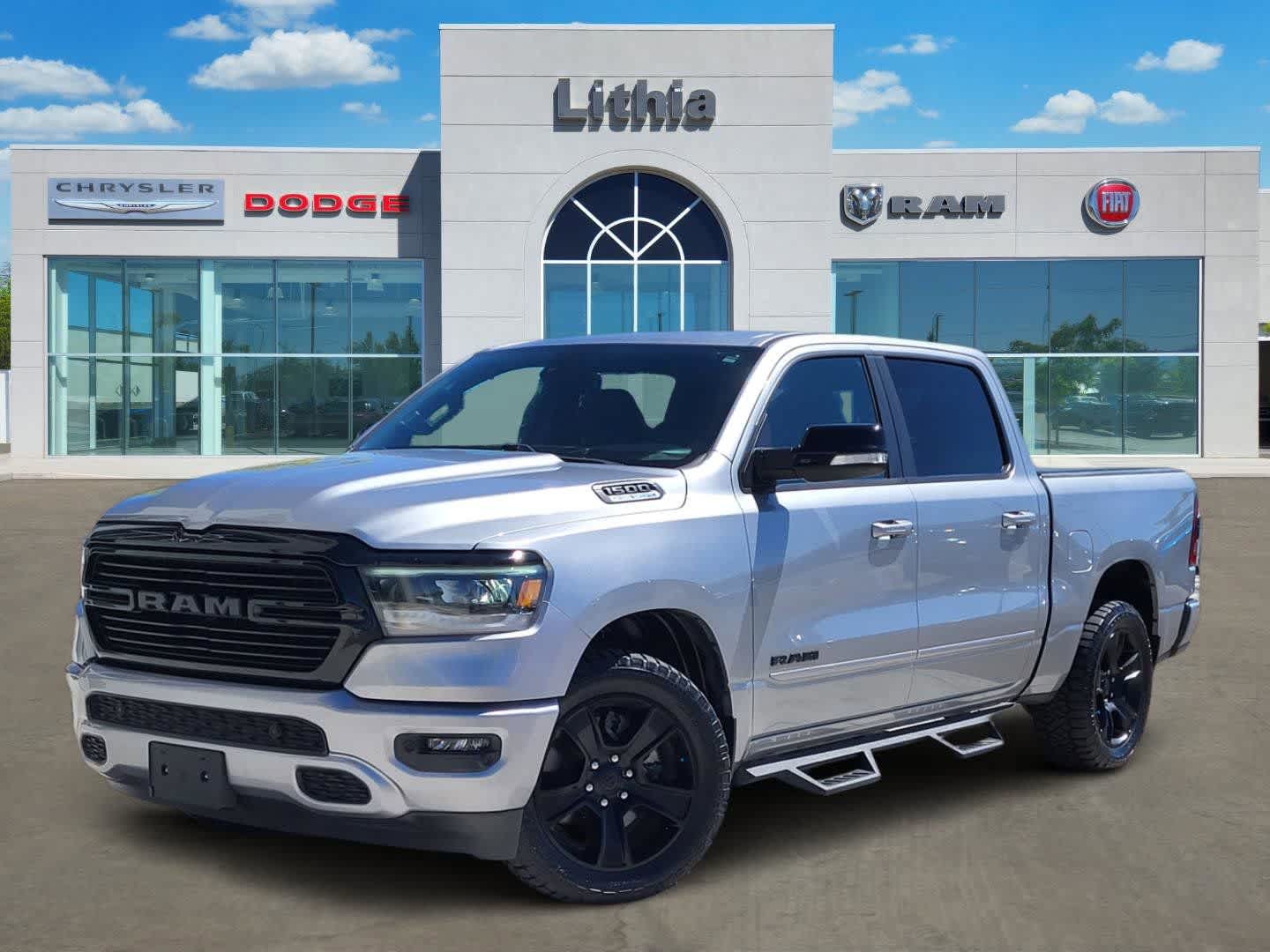 2021 RAM 1500 Big Horn/Lone Star 4x4 Crew Cab 5'7's photo