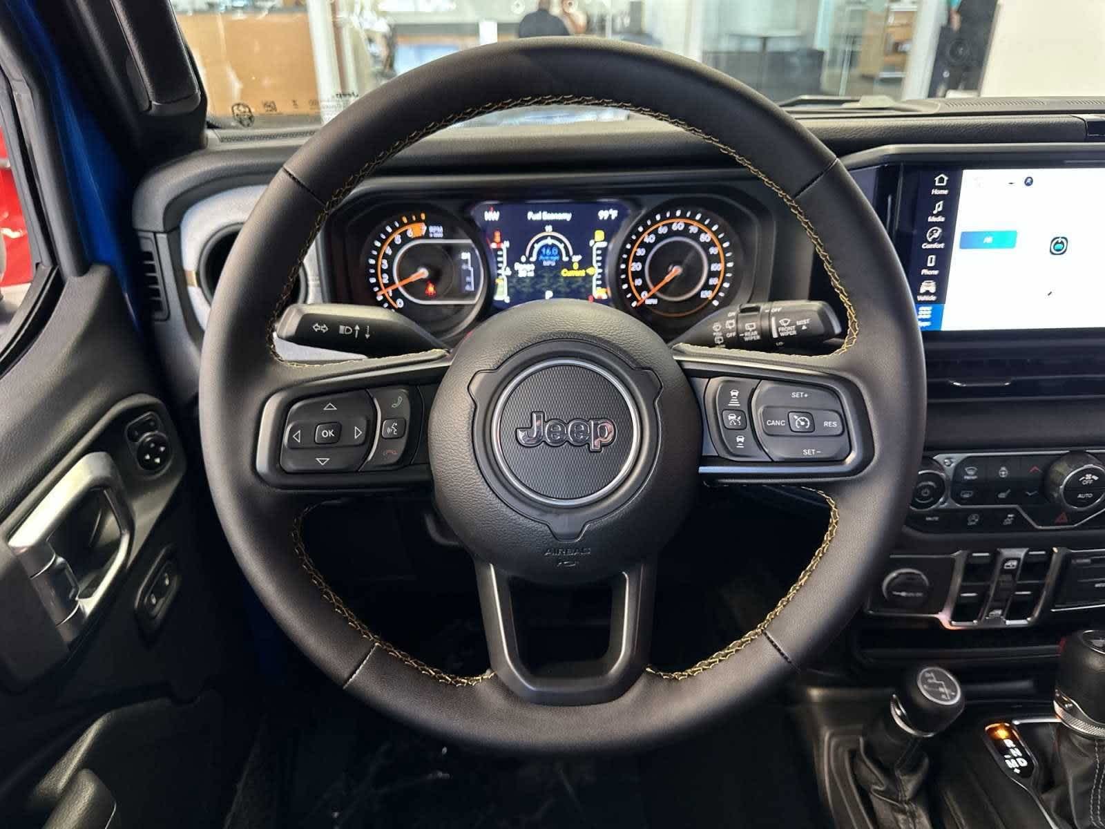Thumbnail: 2024 Jeep Wrangler - 25