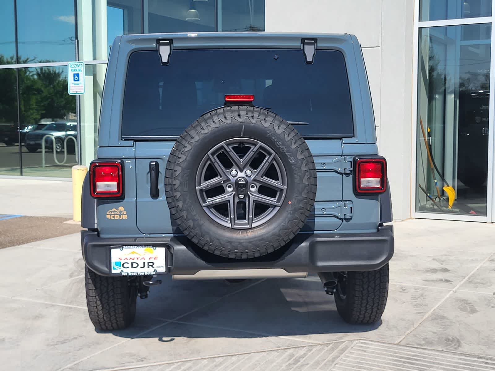 Thumbnail: 2026 Jeep Wrangler - 5
