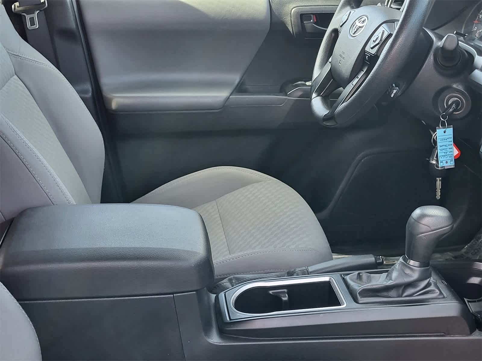 Thumbnail: 2022 Toyota Tacoma - 25