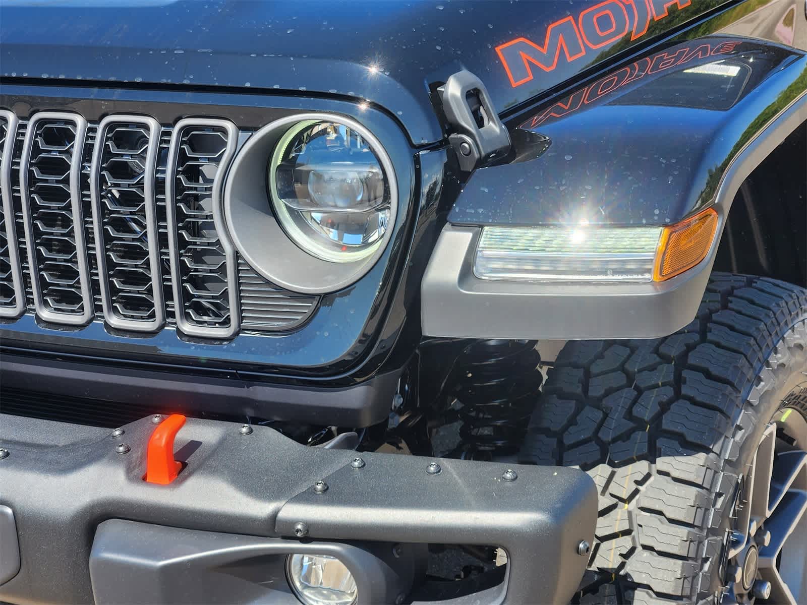 Thumbnail: 2025 Jeep Gladiator - 8