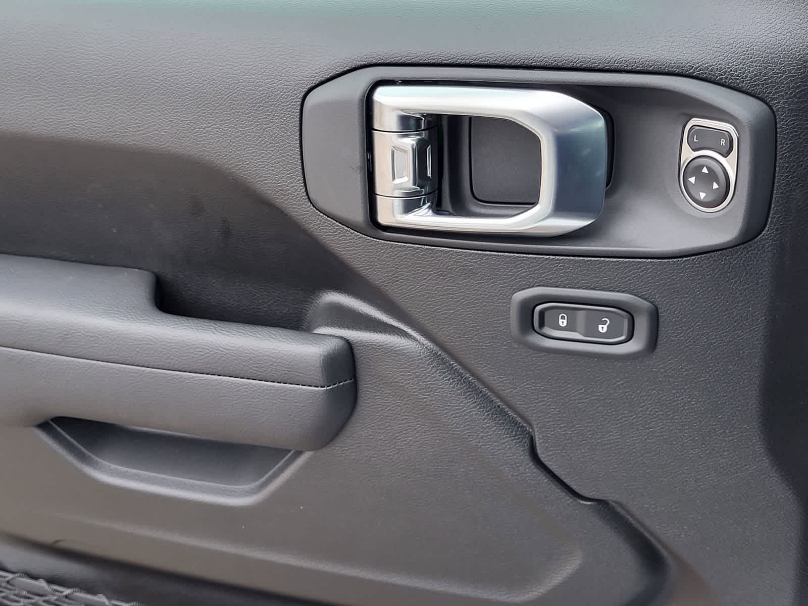 Thumbnail: 2026 Jeep Wrangler - 10