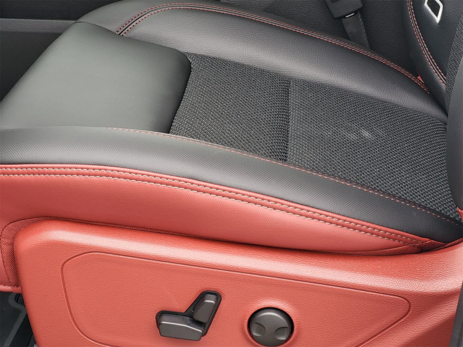 Thumbnail: 2026 RAM 1500 - 11