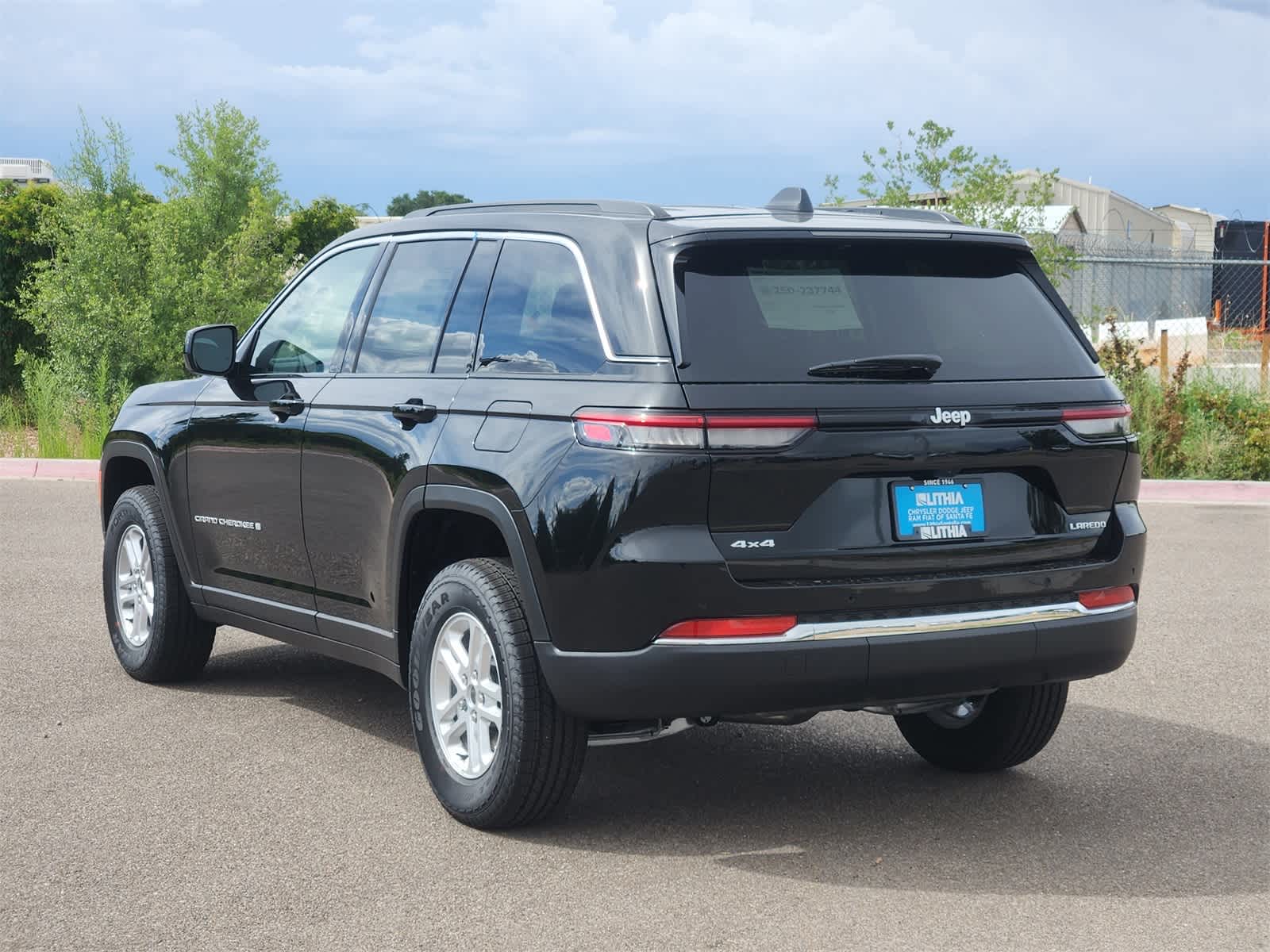 Thumbnail: 2025 Jeep Grand Cherokee - 7