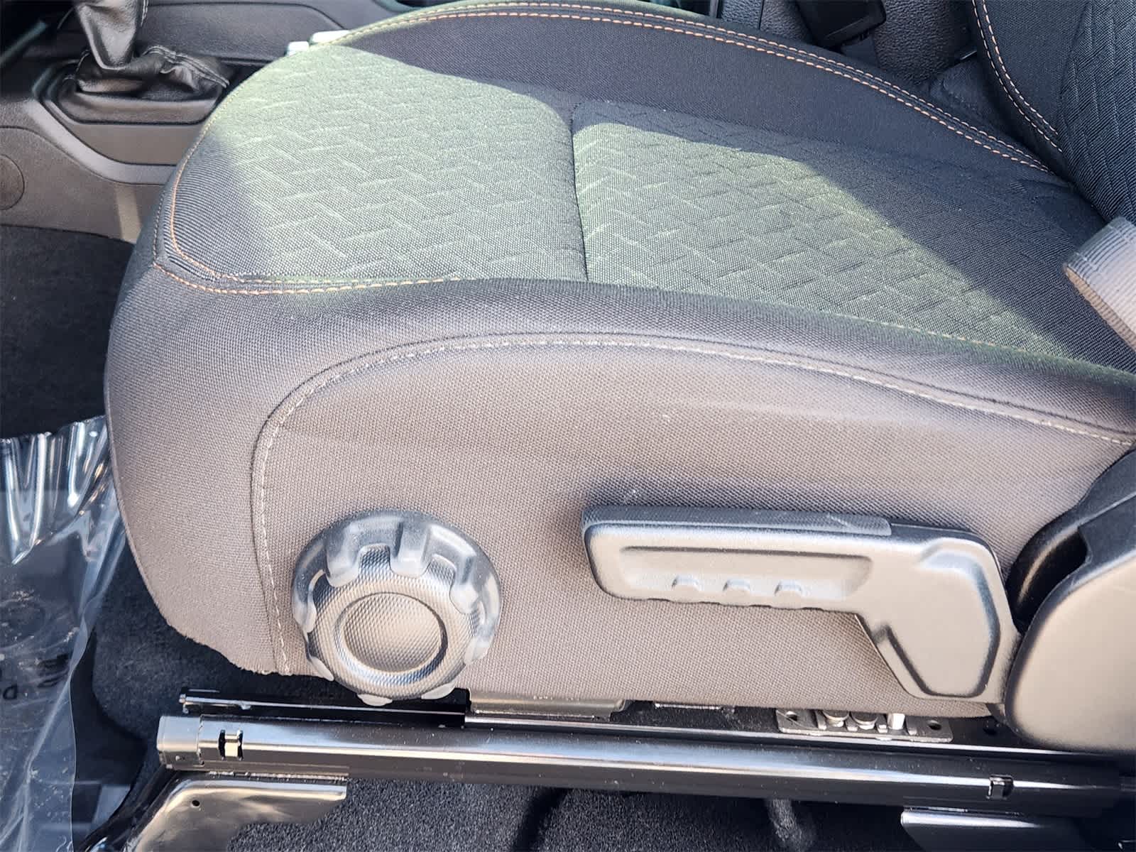 Thumbnail: 2024 Jeep Gladiator - 26