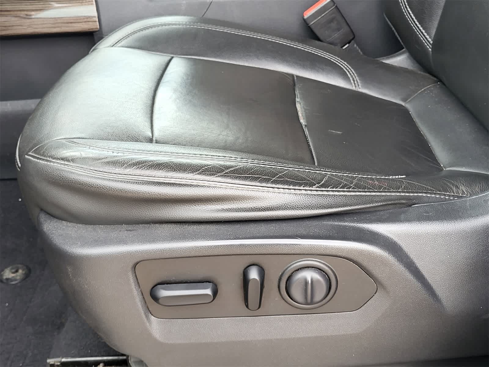 Thumbnail: 2020 Chevrolet Silverado 1500 - 21