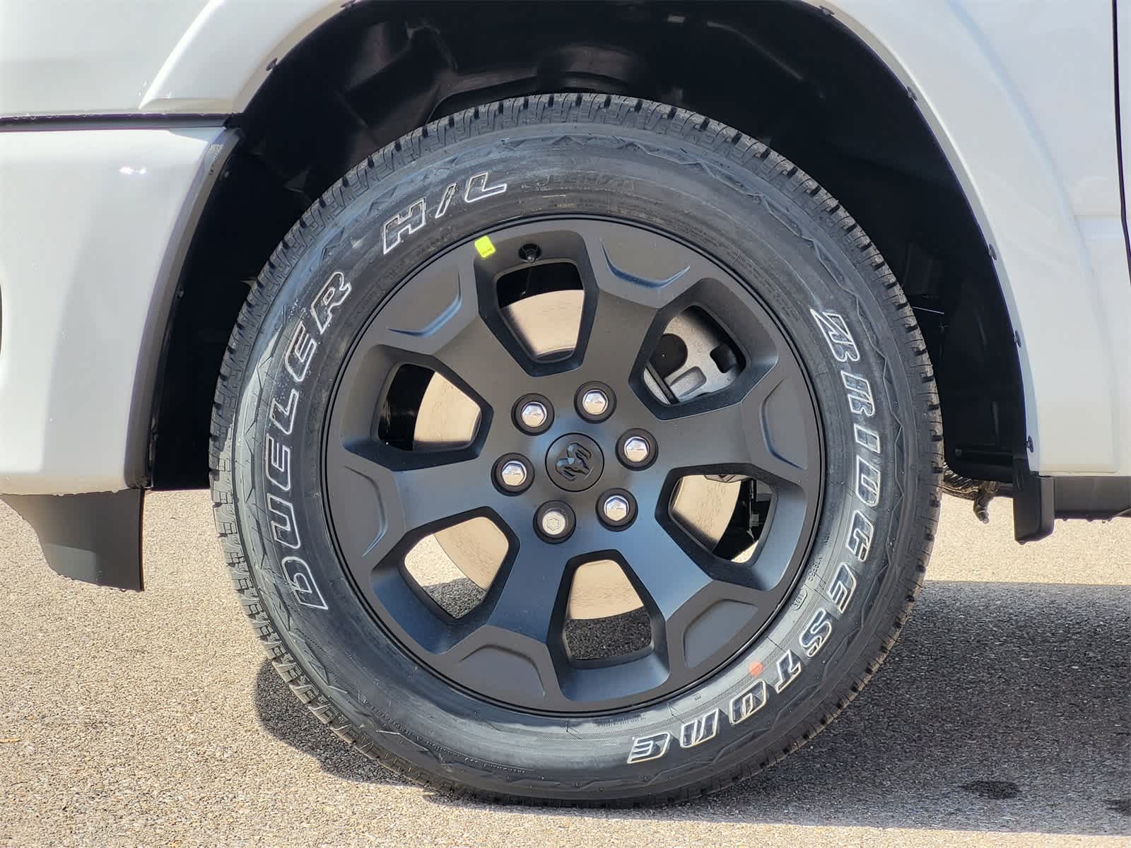 Thumbnail: 2026 RAM 1500 - 7