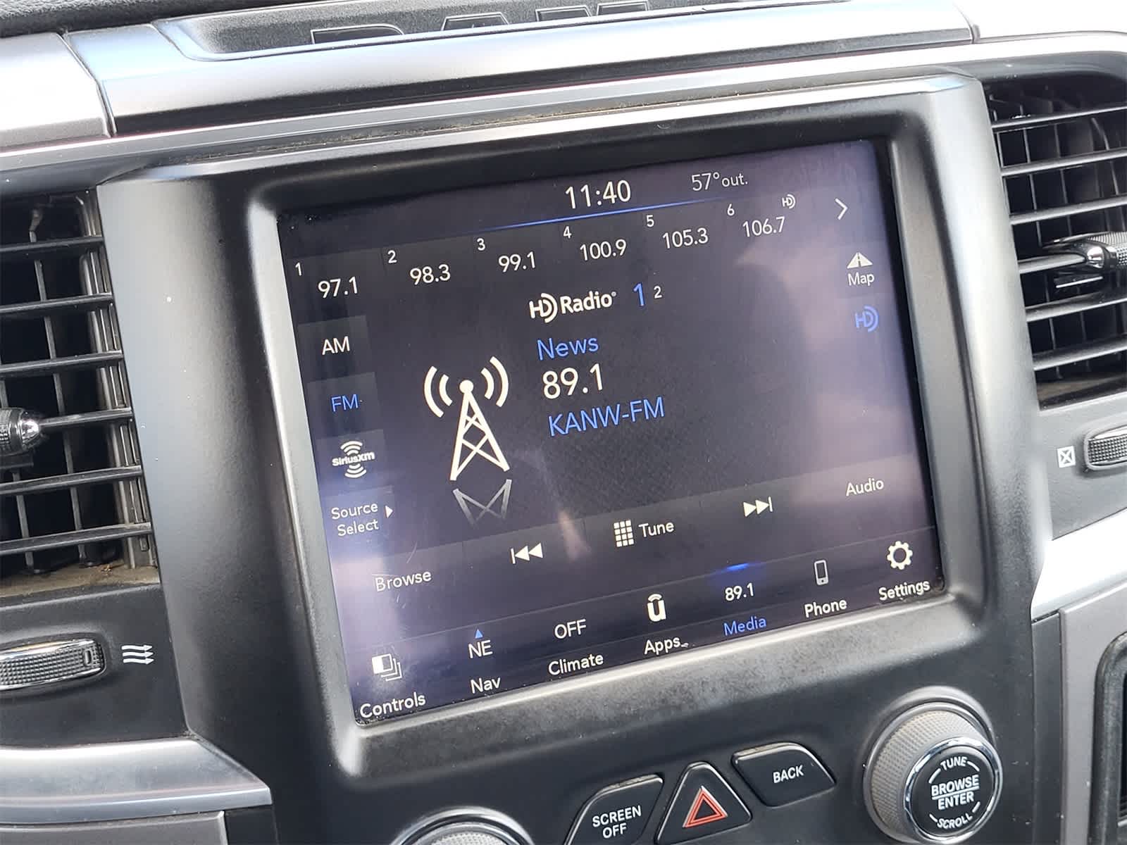 Thumbnail: 2023 RAM 1500 Classic - 16