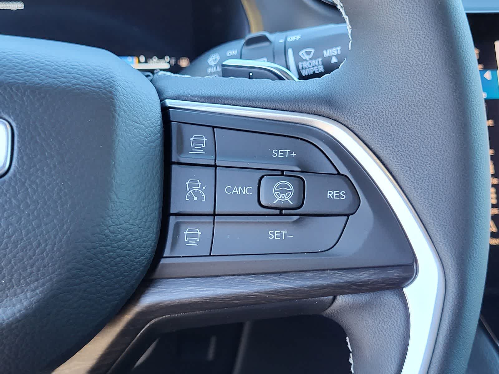 Thumbnail: 2026 Jeep Grand Cherokee L - 14