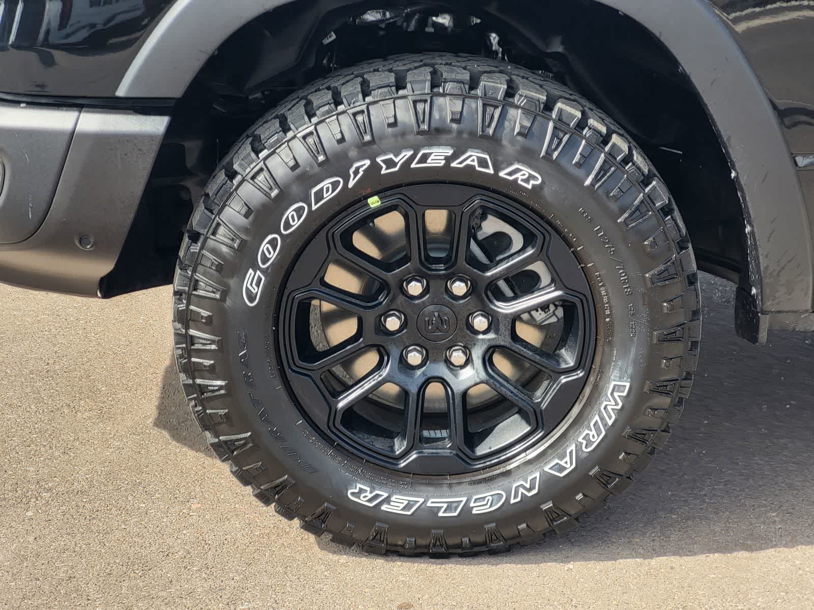 Thumbnail: 2026 RAM 1500 - 7