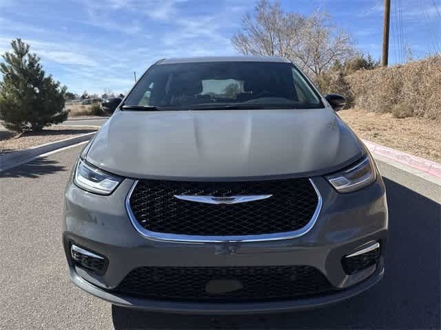 Thumbnail: 2025 Chrysler Pacifica - 14