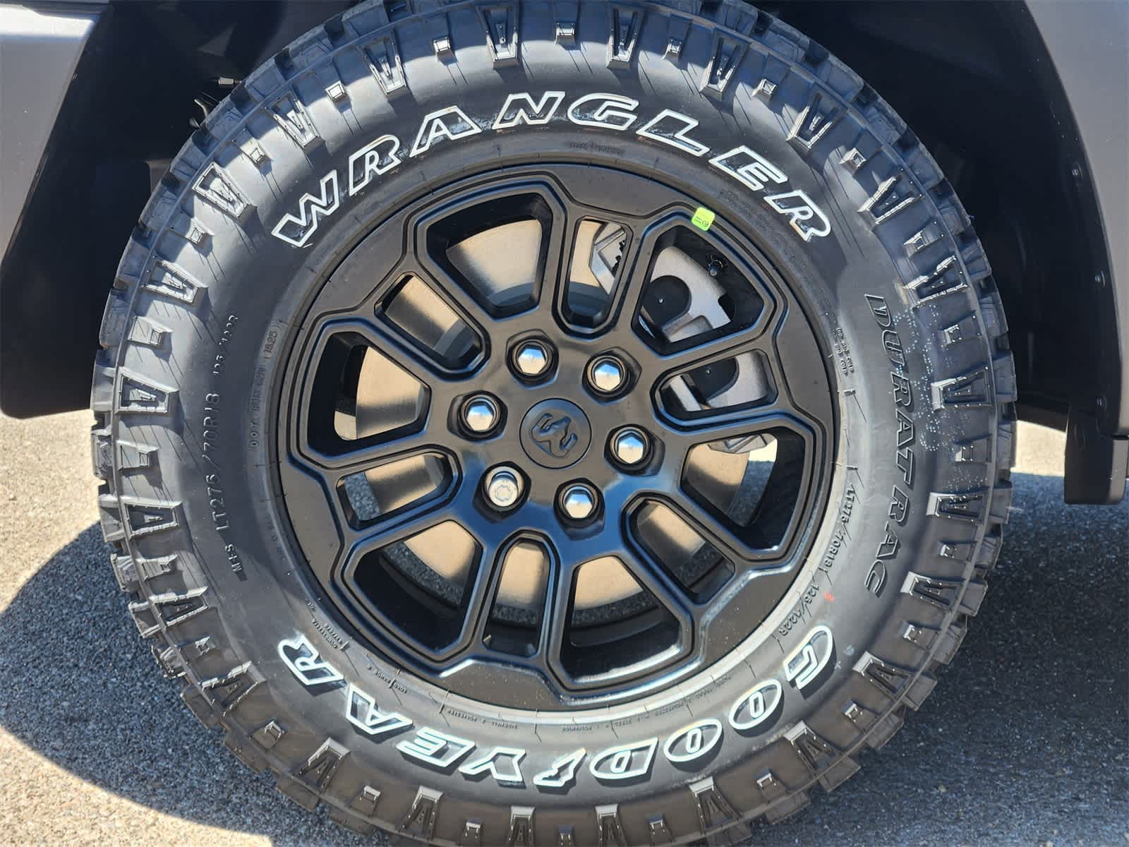 Thumbnail: 2026 RAM 1500 - 10